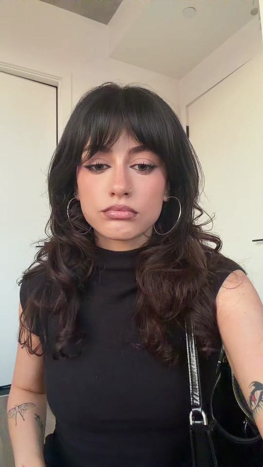 Post 8 by Sydney Frost on TikTok (video)