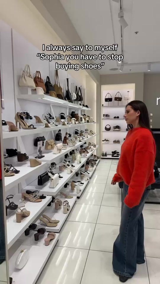 Post 5 by novoshoes on TikTok (video)