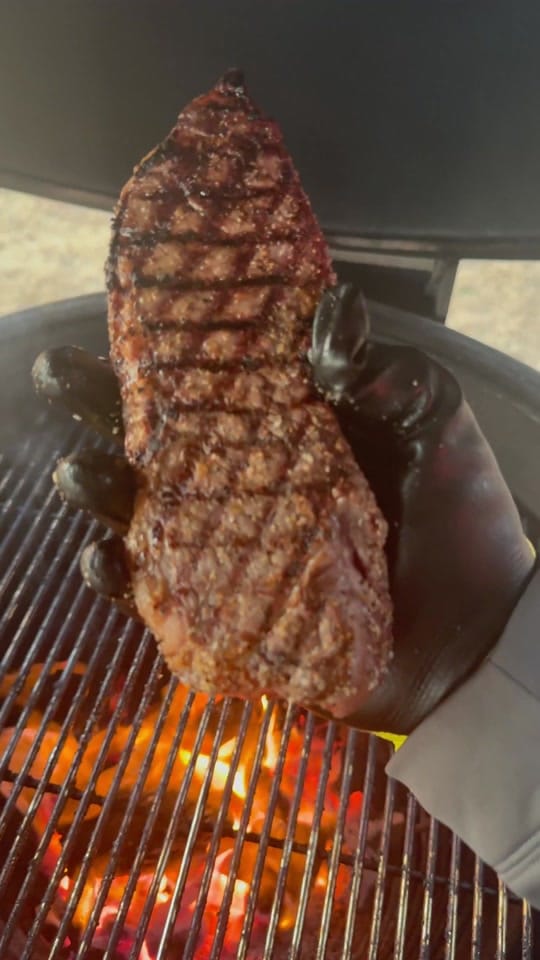 Post 4 by Bartlow’s BBQ on TikTok (video)