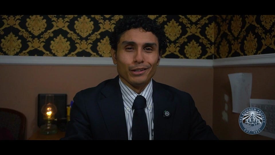 Post 5 by Gary Rojas on TikTok (video)
