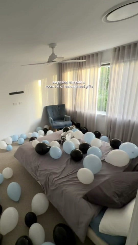 Post 2 by Carla on TikTok (video)