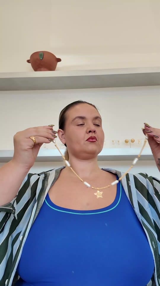 Post 4 by Annika Nielsen on TikTok (video)
