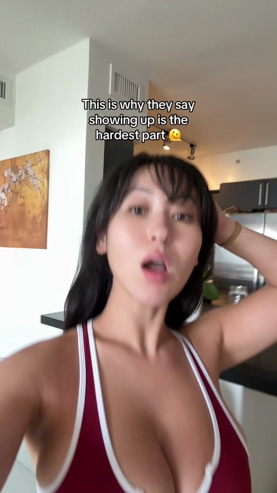 Post 8 by Sabrina Sablosky on TikTok (video)