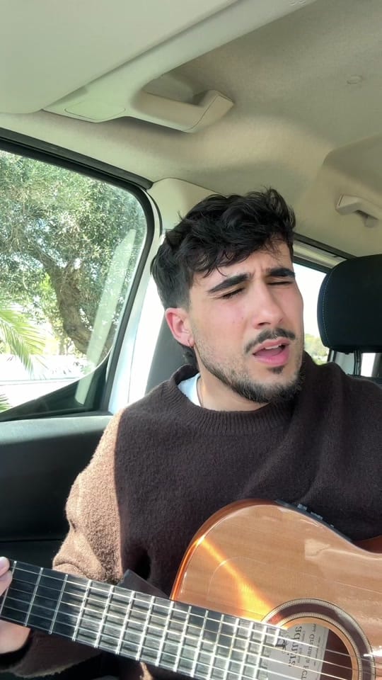 Post 8 by Luis Romero on TikTok (video)