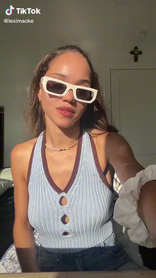 Post 4 by ZAZI SWIM on TikTok (video)