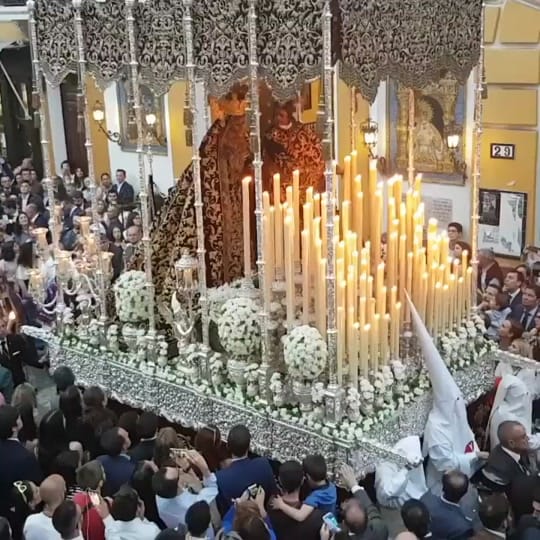 Post 2 by Semana Santa de Sevilla on TikTok (video)