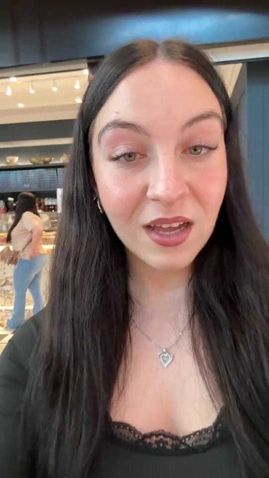 Post 9 by Pili🪈⭐️ on TikTok (video)