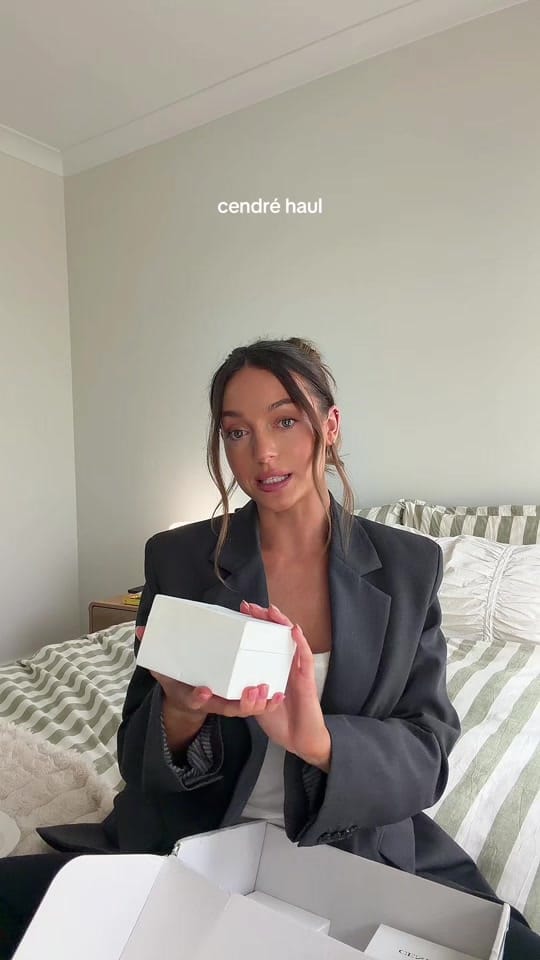 Post 5 by taylaella on TikTok (video)