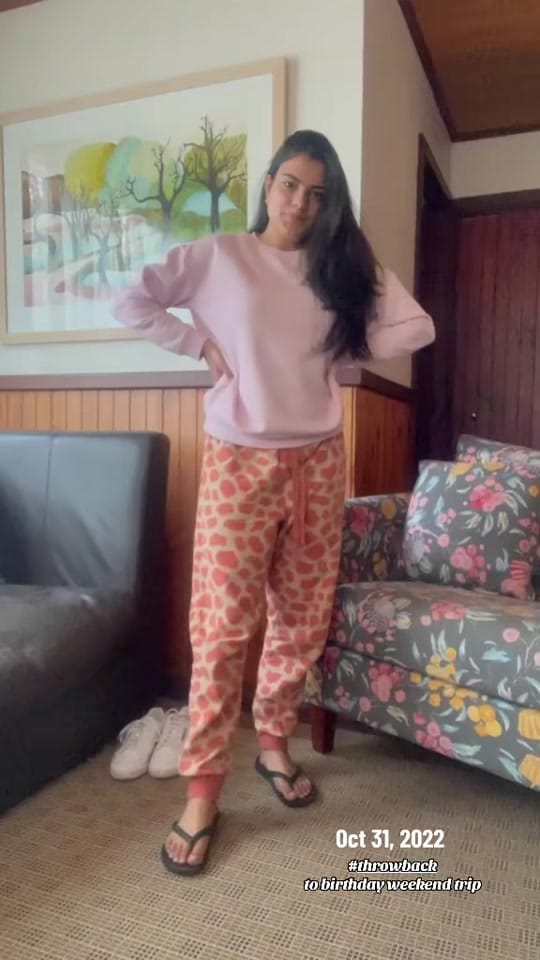 Post 8 by Kritika Dhiman on TikTok (video)