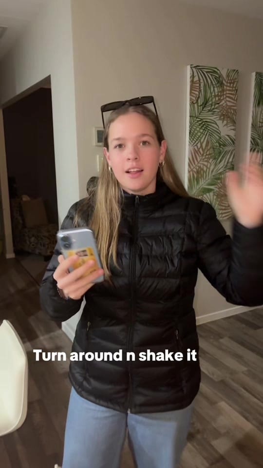 Post 2 by Hannah on TikTok (video)