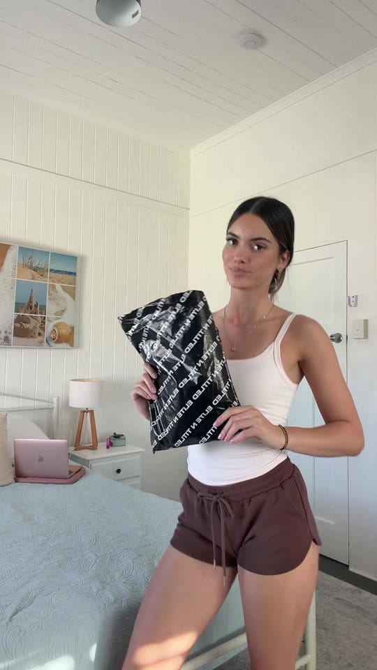 Post 7 by Hannah on TikTok (video)
