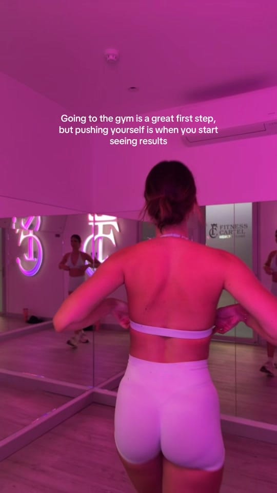 Post 3 by Hannah on TikTok (video)