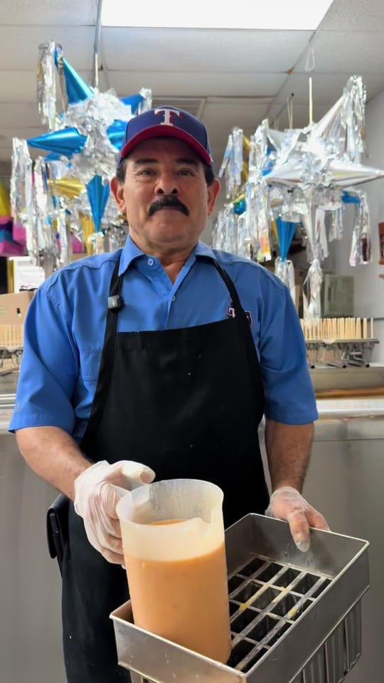 Post 2 by Helados La Azteca on TikTok (video)