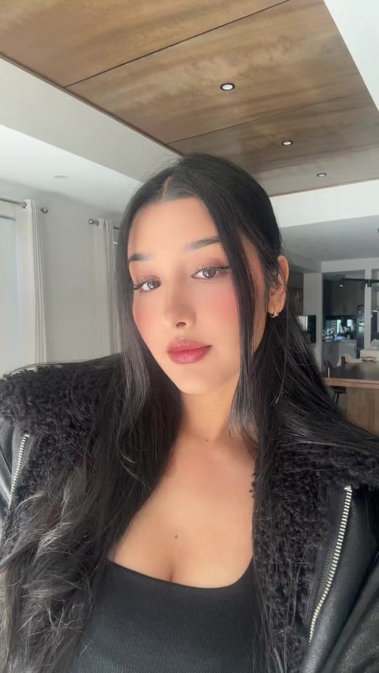 Post 5 by lunaluxe.1 on TikTok (video)