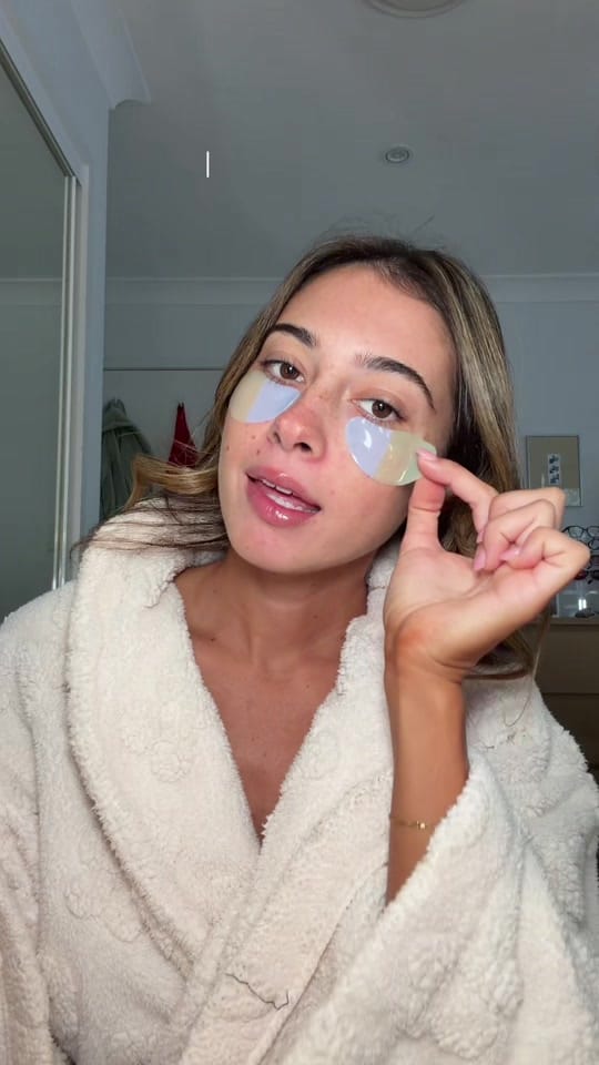 Post 10 by Charli Tas on TikTok (video)