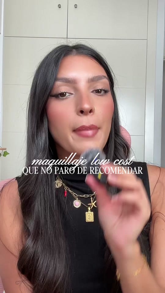 Post 1 by Samara Cadenas on TikTok (video)