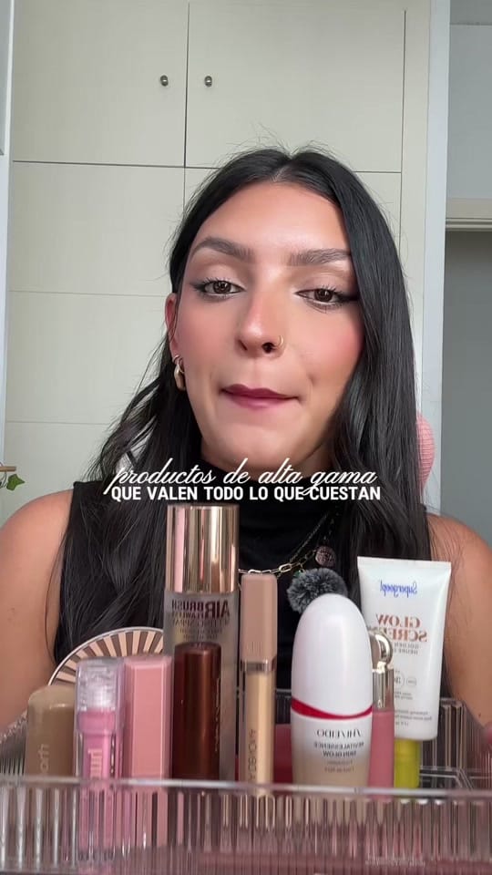 Post 5 by Samara Cadenas on TikTok (video)