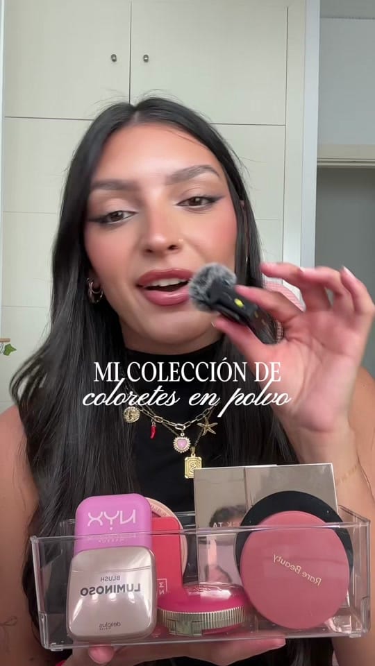 Post 4 by Samara Cadenas on TikTok (video)