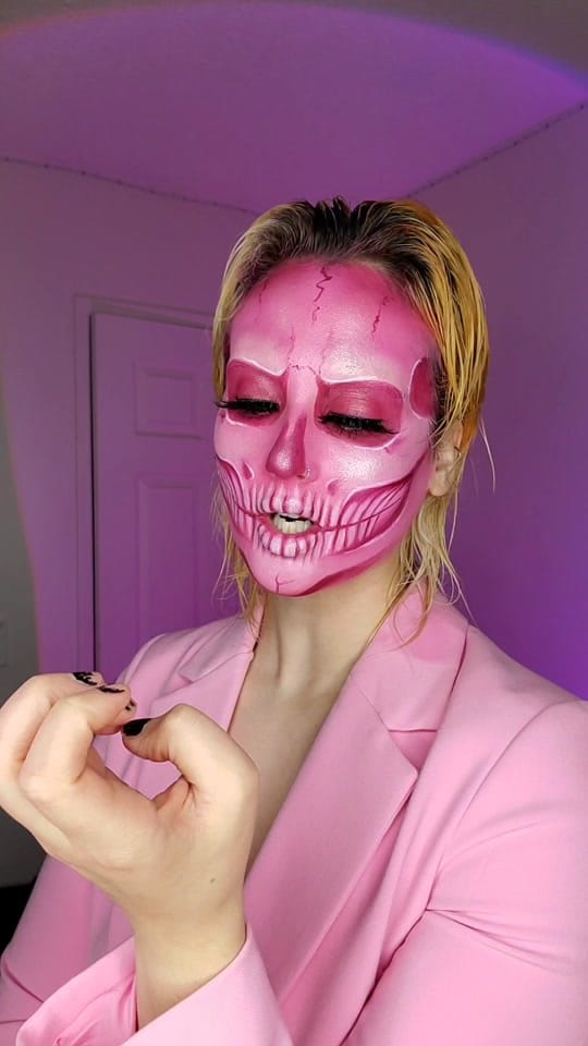 Post 3 by Sydney Hunter 🇨🇦 on TikTok (video)