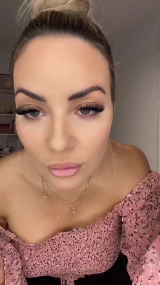 Post 8 by Feather Sisters on TikTok (video)