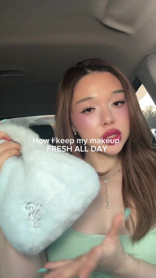 Post 5 by Jules 🪽 on TikTok (video)