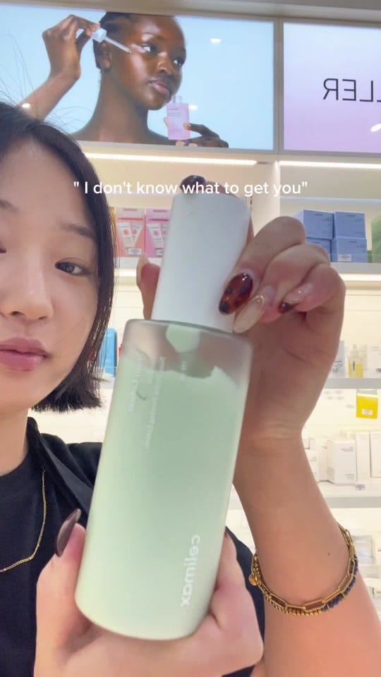 Post 4 by La Cosmétique on TikTok (video)