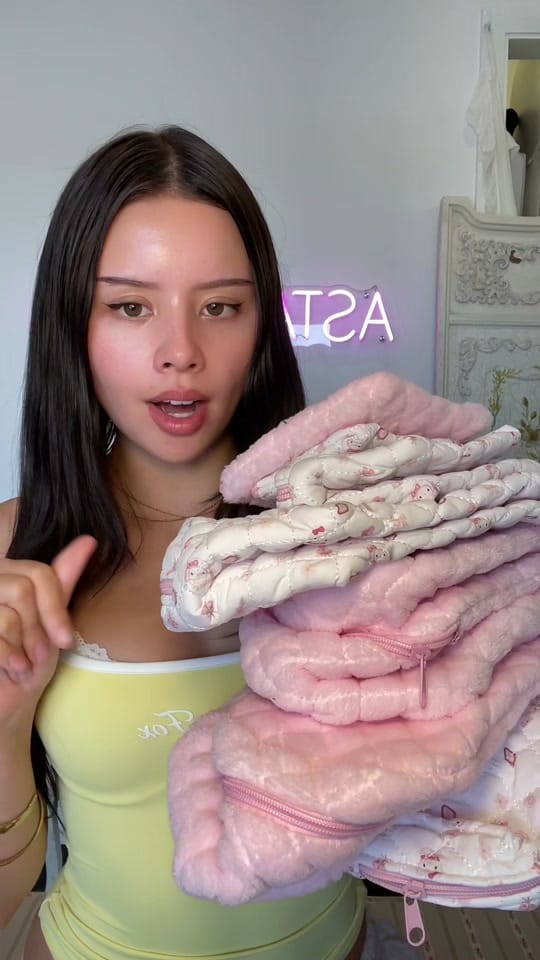 Post 6 by ASTALA LUNA on TikTok (video)