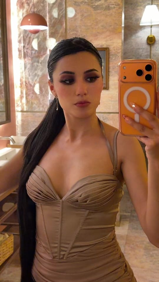 Post 5 by Sydney VH on TikTok (video)