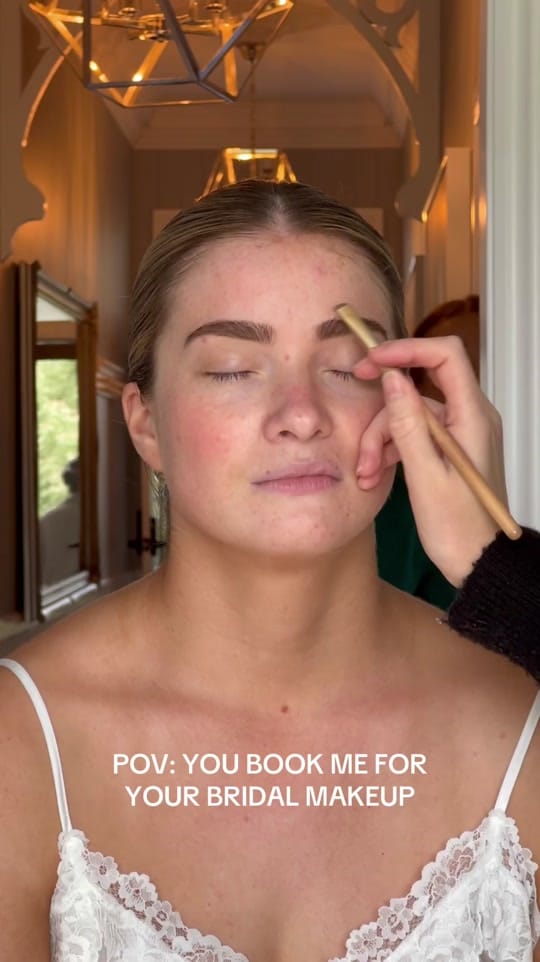 Post 1 by Makeup Artist Ebby on TikTok (video)