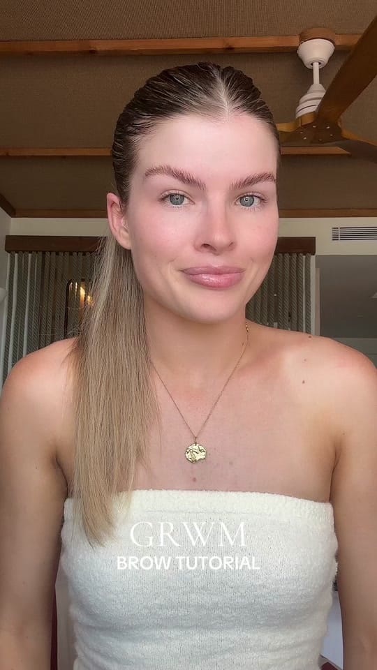 Post 4 by Makeup Artist Ebby on TikTok (video)