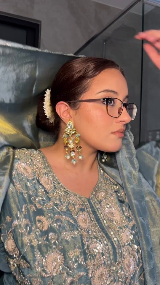 Post 5 by Sannia Dhillon on TikTok (video)