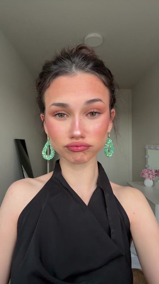 Post 10 by Naiara on TikTok (video)