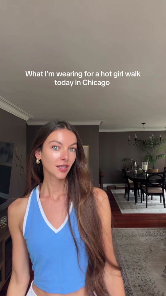Post 10 by Alina Noemi on TikTok (video)