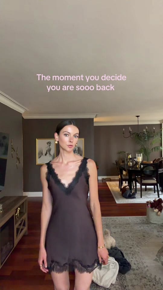 Post 7 by Alina Noemi on TikTok (video)