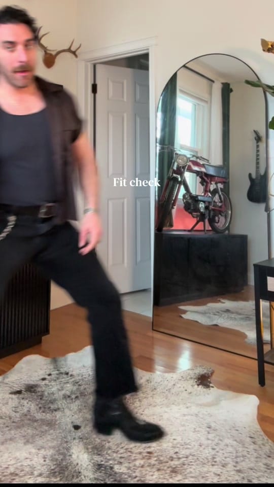 Post 7 by Vin on TikTok (video)