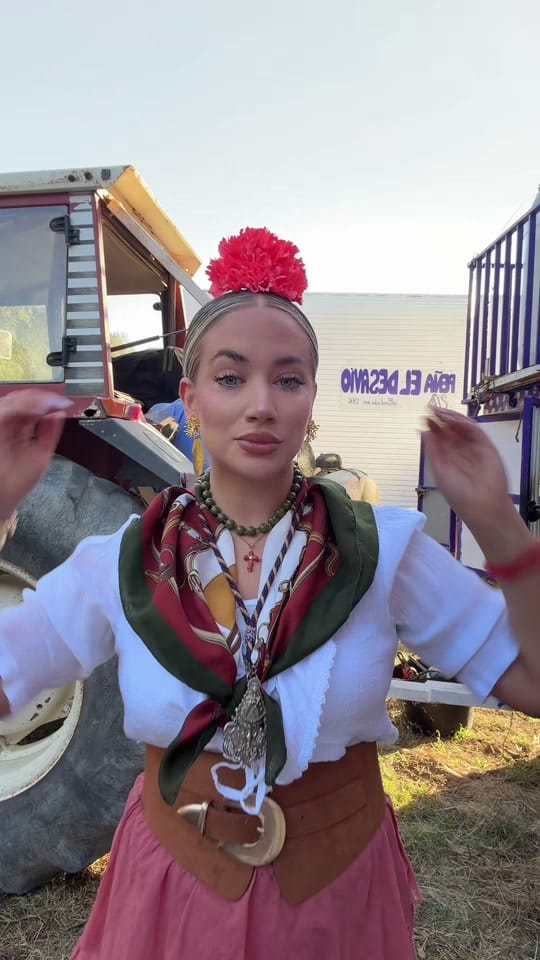 Post 3 by Lucía Alcón on TikTok (video)