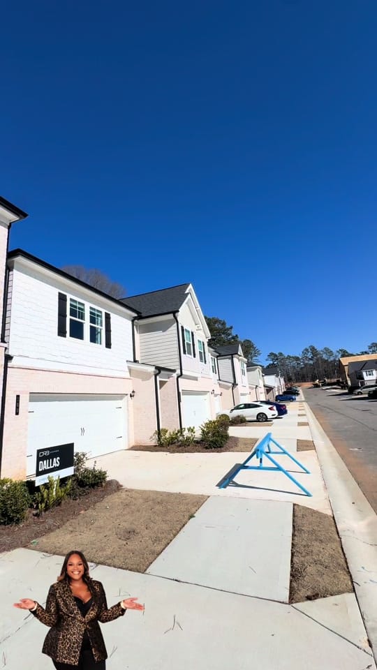 Post 1 by Jasmine, The REALTOR on TikTok (video)