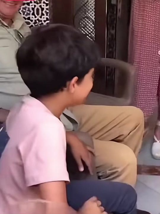 Post 8 by Oscar on TikTok (video)