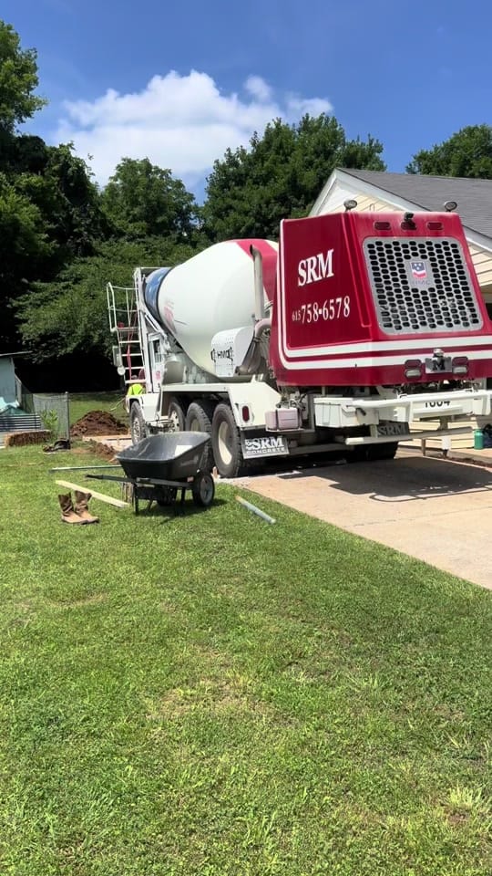Post 1 by Grant Wicker on TikTok (video)