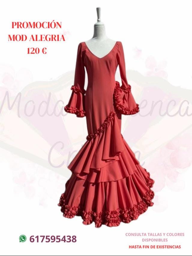 Post 3 by Moda Flamenca Cristian on TikTok (video)