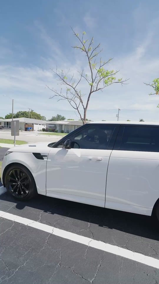 Post 10 by JeffreyCorriolan on TikTok (video)