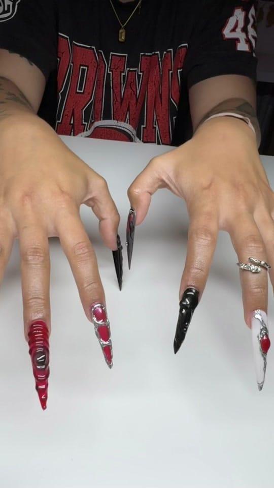Post 4 by Stephanies Beauty Bar on TikTok (video)