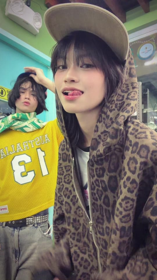 Post 3 by Giyo.0 on ig on TikTok (video)