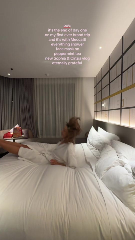 Post 4 by lauren on TikTok (video)