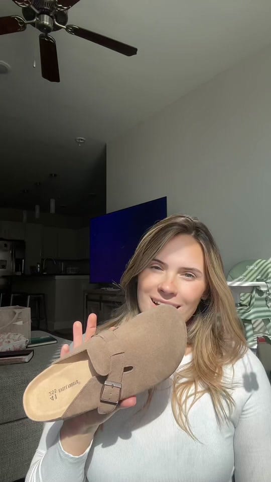 Post 3 by Alena Connors on TikTok (video)