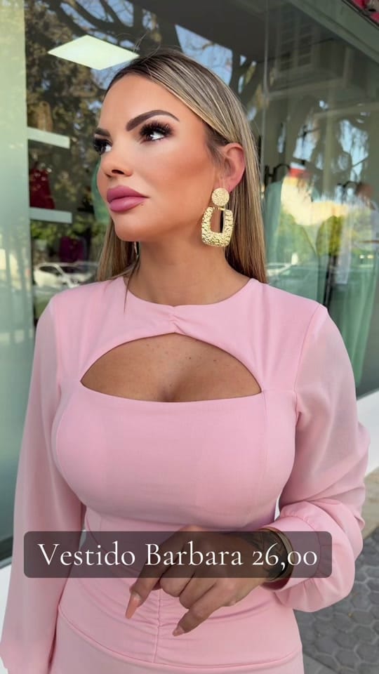 Post 8 by ElVestidorDeDiva on TikTok (video)