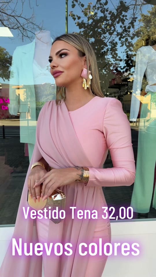 Post 9 by ElVestidorDeDiva on TikTok (video)