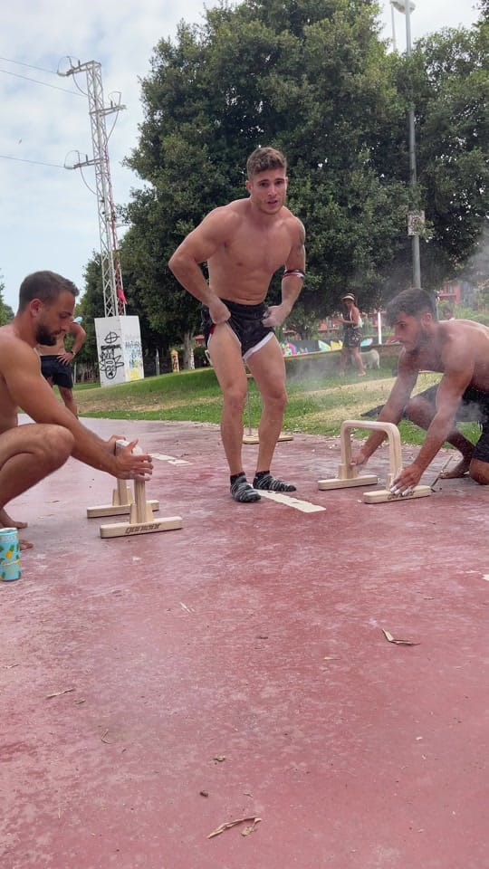 Post 4 by Eduvillarf on TikTok (video)