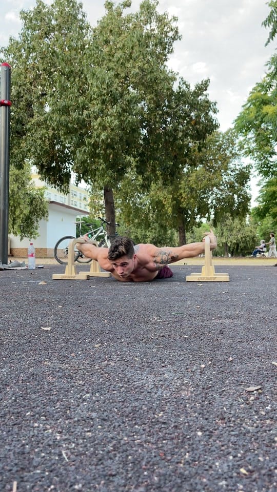 Post 2 by Eduvillarf on TikTok (video)