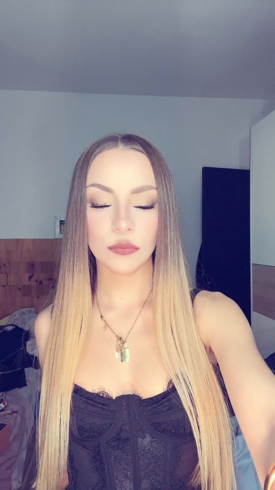 Post 3 by ania🤧 on TikTok (video)